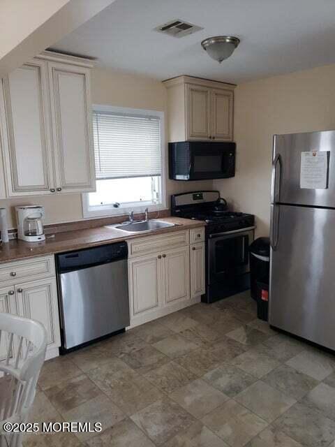 Photo - 109 Joseph St