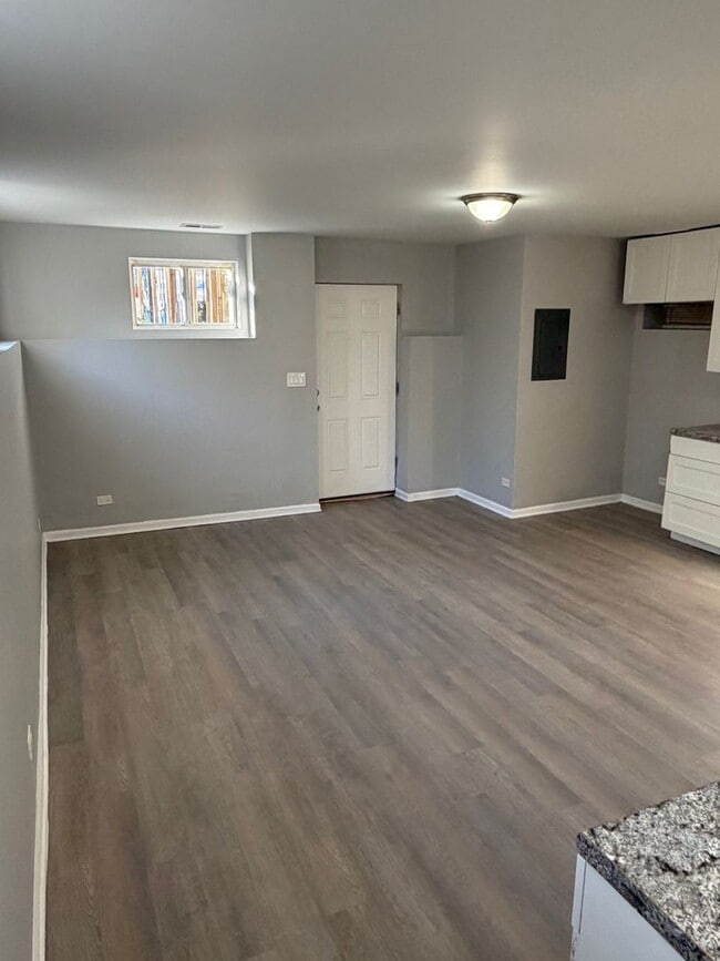 Photo - 7808 S Greenwood Ave