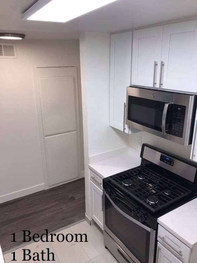 Sterling Court Apartments