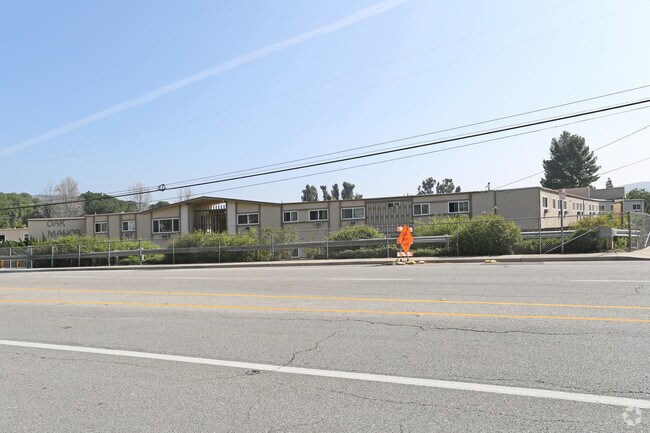 Photo - Oak Manor Apartments