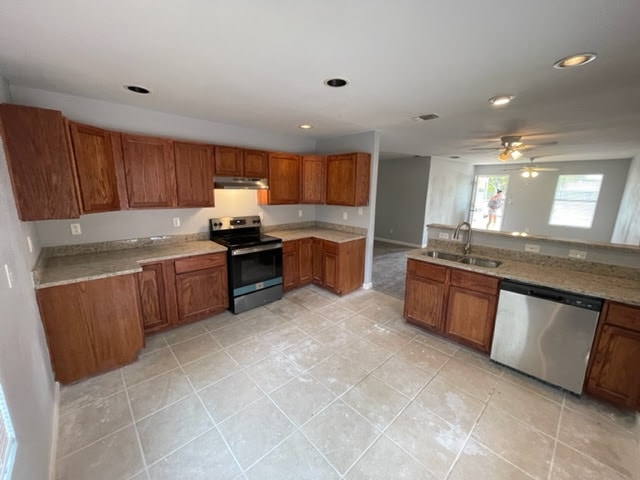Building Photo - 5815 Castle Lk Rental