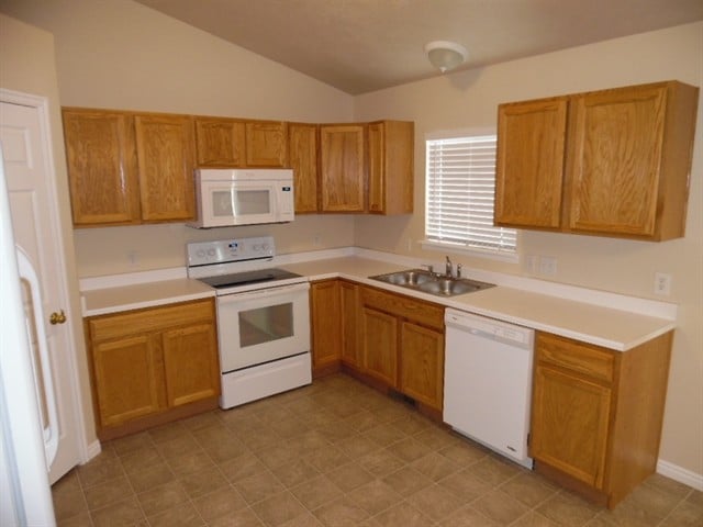 Photo - 235 S 975 W St