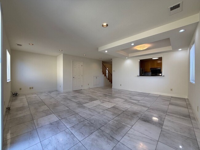 Photo - 2225-2225 9th Ave