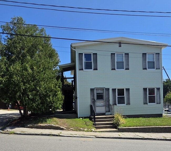 Building Photo - 4 Central St Unit 1
