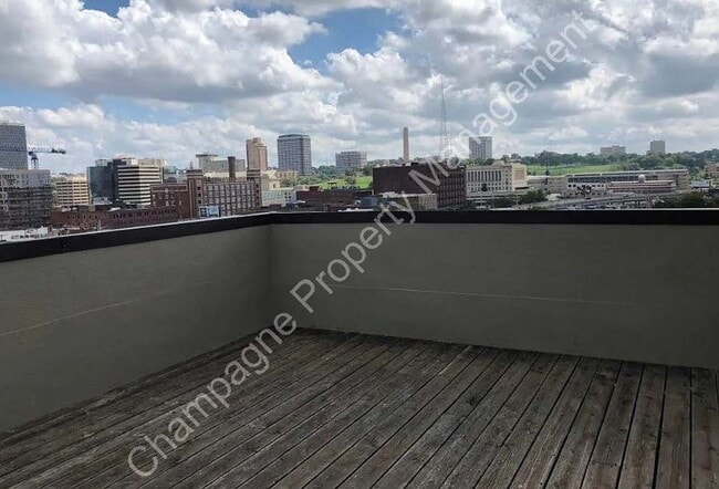 Photo - 1820 Washington St Unit 2S