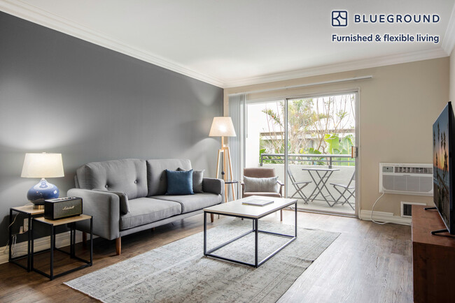 Building Photo - 3640 S Sepulveda Blvd Rental