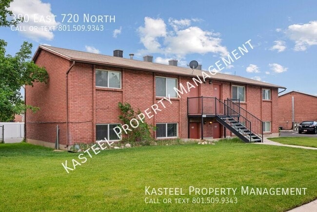 Building Photo - 390 720 N