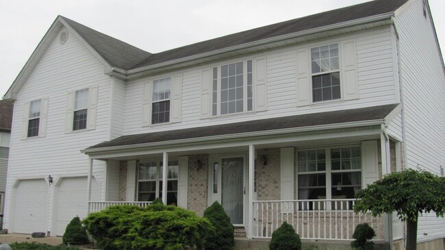 Coming Soon - Charming 4 bedroom in Salem... - Coming Soon -  Charming 4 bedroom in Salem... House
