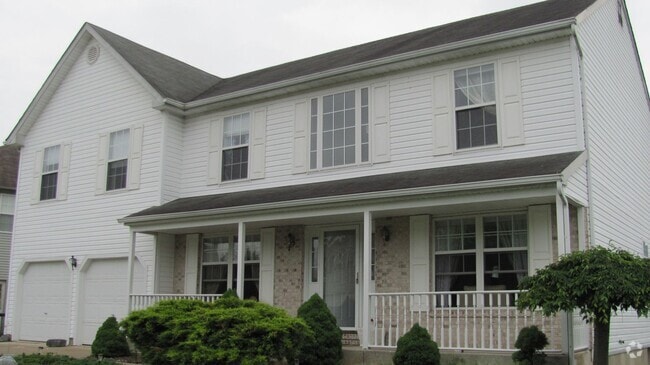 Building Photo - Coming Soon - Charming 4 bedroom in Salem... Rental