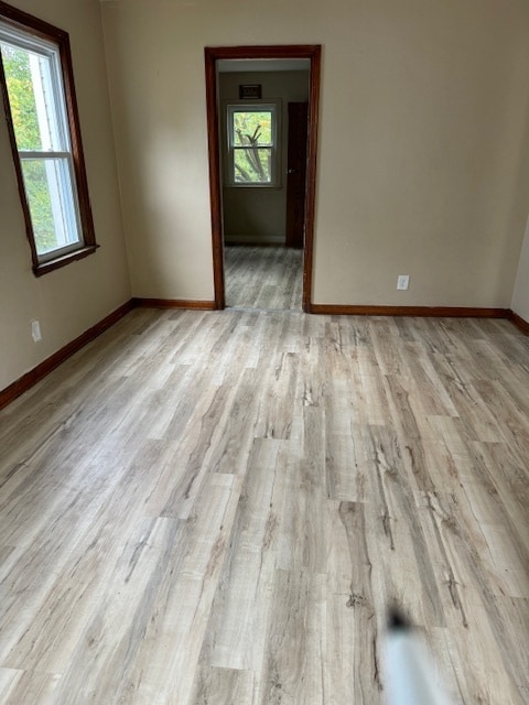 Photo - 2385 Joyce Ave