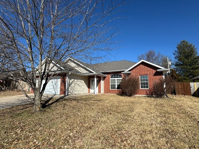 Photo - 3 Bedroom Home available