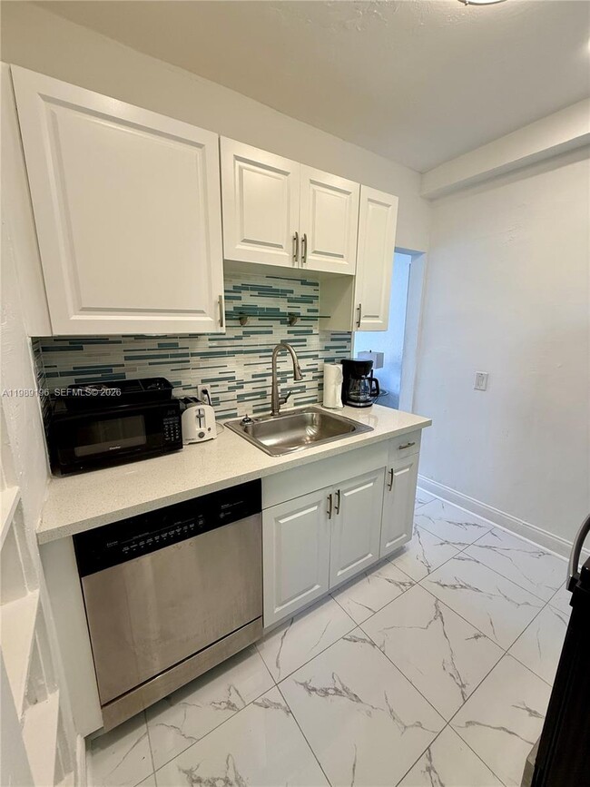 Photo - 1542 Jefferson Ave Unidad 8