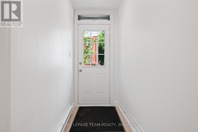 Photo - 143 St Andrew St