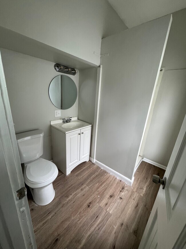 bathroom - 3 Worcester St Unit 1