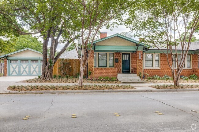 Building Photo - 1011 W Allen Ave Rental