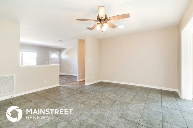 Photo - 1220 Arbor Cir