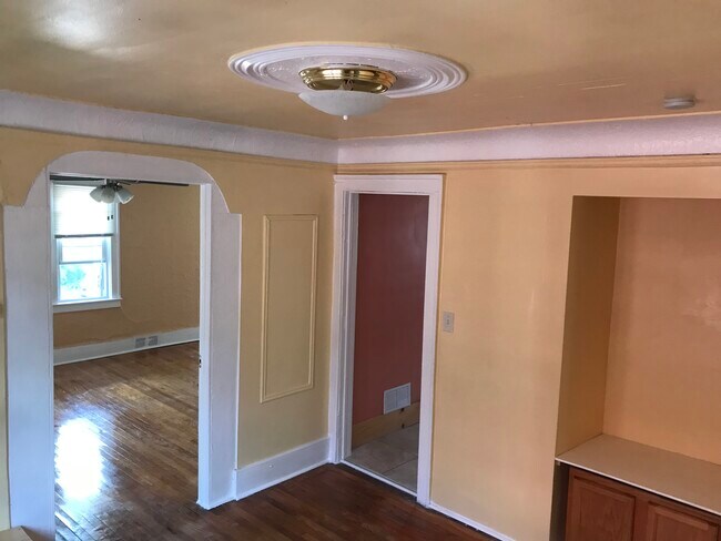 Photo - 15453 Mendota St Unidad Upper