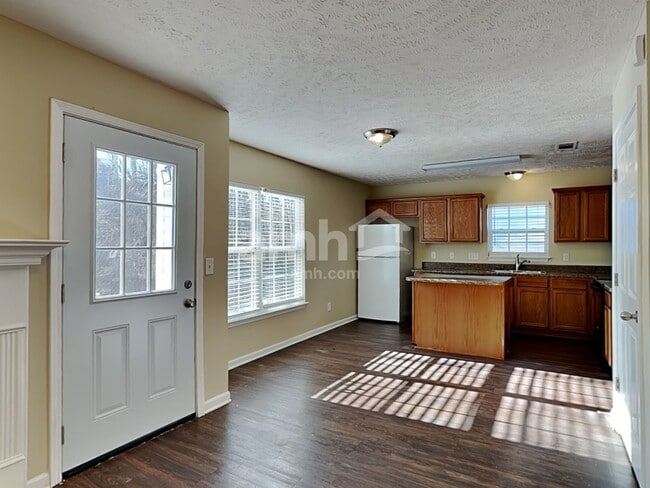 Photo - 1361 E Nir Shreibman