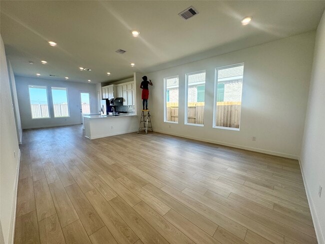 Photo - 16315 Mesquite Fld Dr