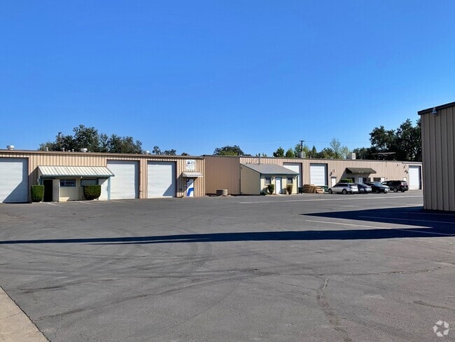 Building Photo - 6200 Stainless Way Unit 18 Rental