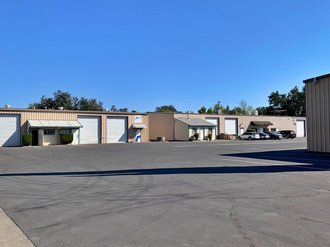 Building Photo - 6200 Stainless Way Unit 18 Rental