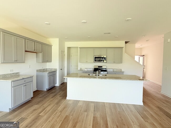 Photo - 2557 Adventure Way