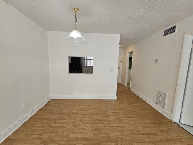 Building Photo - 2800 NW 56th Ave