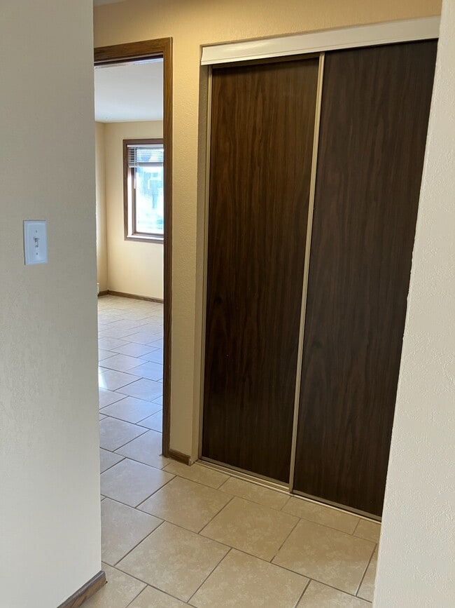 Photo - 370 Villabrook Dr Unit 2