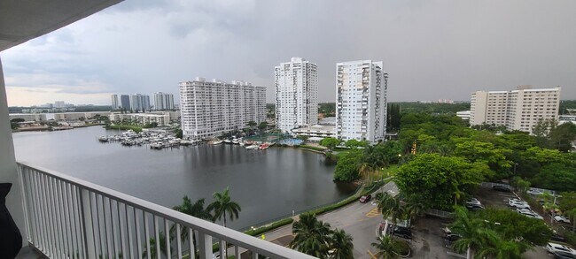 Balcony View - 2801 NE 183rd St Unidad 1211