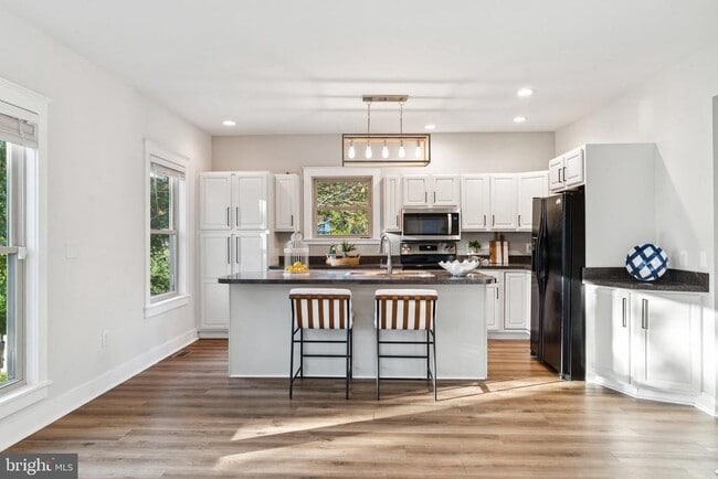 Photo - 4922 Lerch Dr