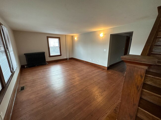 225 Sheldon Ave