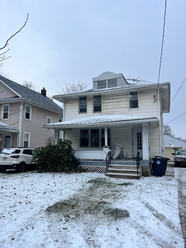 Building Photo - 896 Dan St