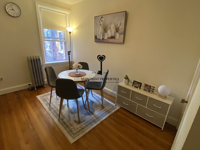 Photo - 17 Green St Unit 2