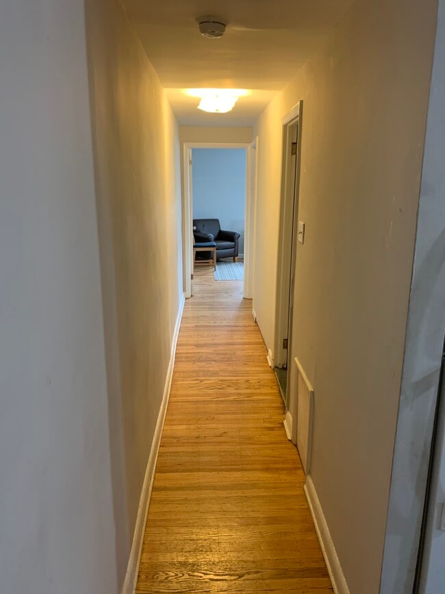 Pasillo - 893 Penn St Unidad Apt B