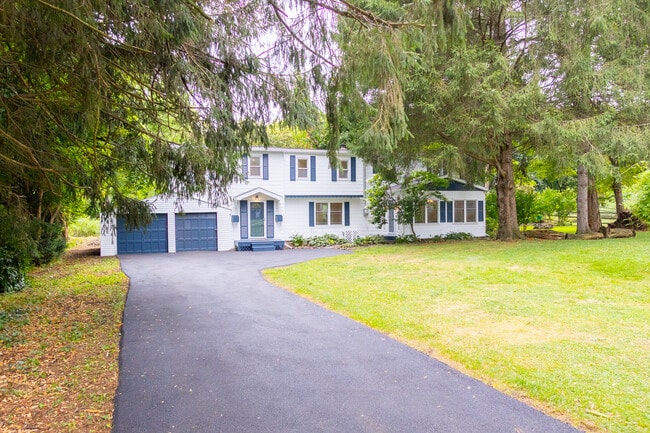 Photo - 155 Penhurst Rd