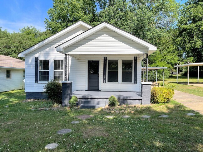 Building Photo - 2508 Virginia Blvd NW Rental