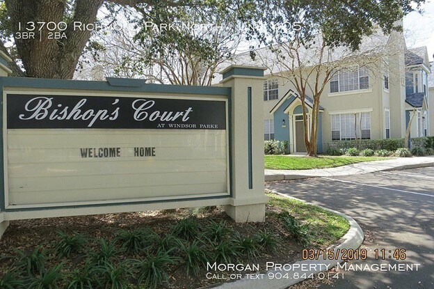 Building Photo - 13700 Richmond Park Dr N