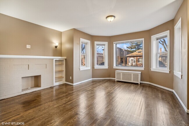 Photo - 7613 S East End Ave Unit 1