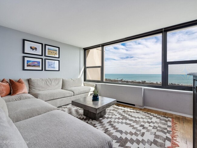 Photo - 1850 N Clark St Unit 2005