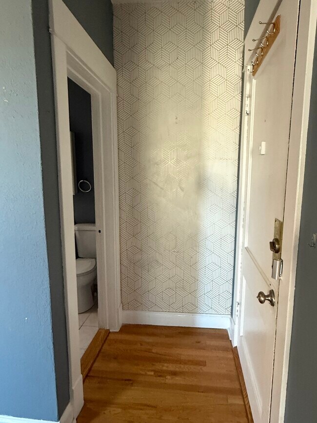 Photo - 4112 W Wellington Ave