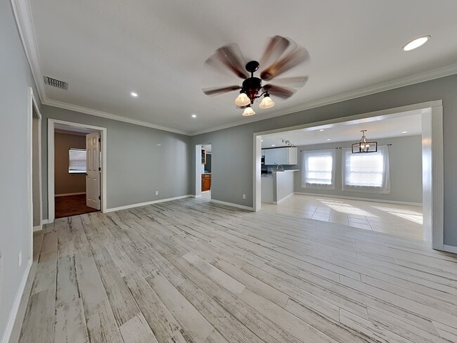 Photo - 4402 W Sevilla St