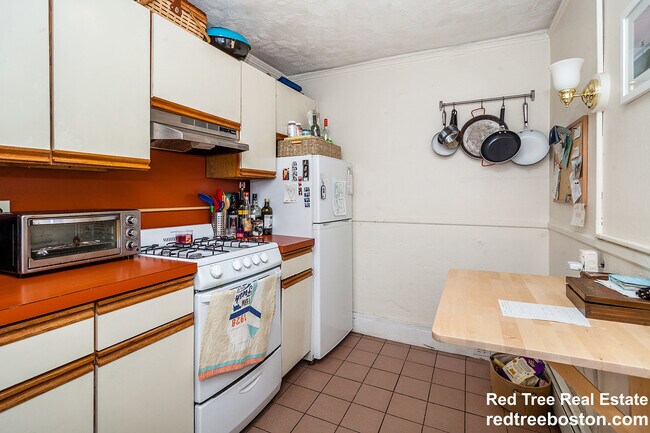 Photo - 94 West Cedar St Unidad 2