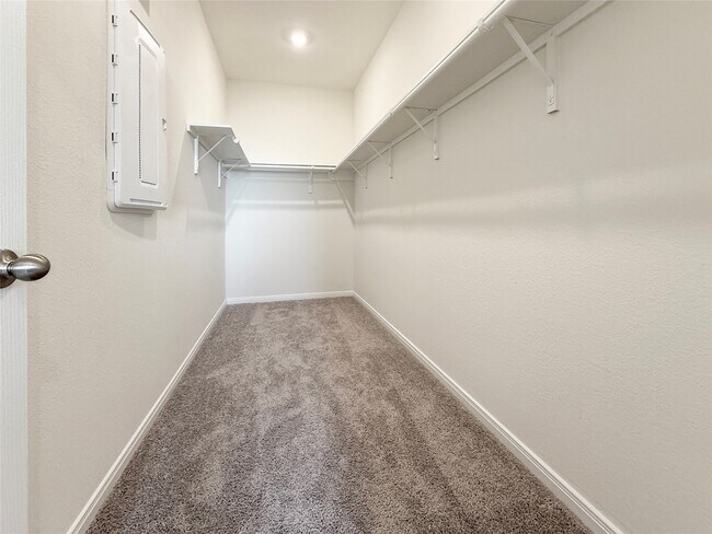 Photo - 2809 Cordova Hl Dr