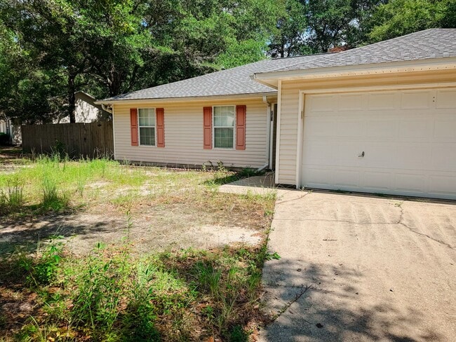 Building Photo - 223 Runnymeade Dr Rental