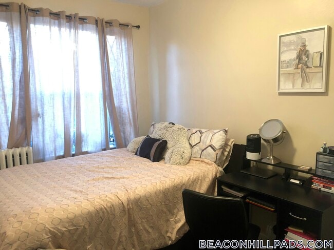 Photo - 70 Joy St Unidad 7