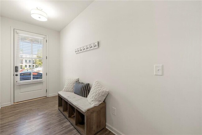 Photo - 155 Harlow Cir