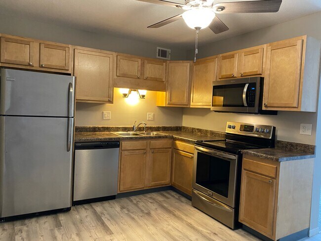 Windsor Chateau Apartments
