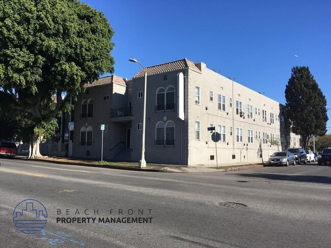 Photo - 402 N Soto St