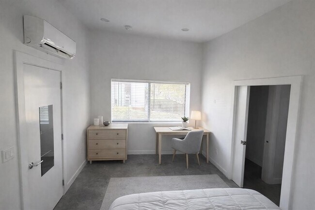 Photo - 1155 Perry Rd