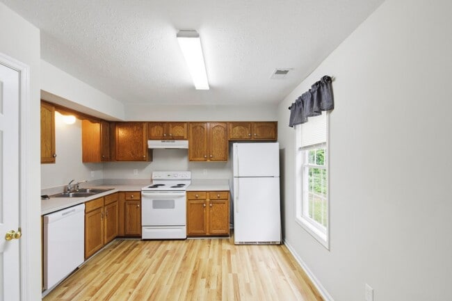 424 Ridgefield Ave